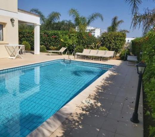 Anthorina Villa 8