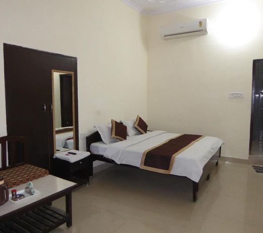 Saif Ranthambhore Hotel