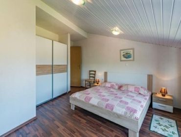 Apartments Rental Villa Visnjan-Vizinada - Vizinada, 2 bedrooms, 5 persons