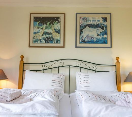 Hout Bay Lodge