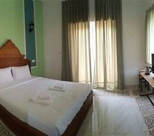 La Fortress Boutique Hotel