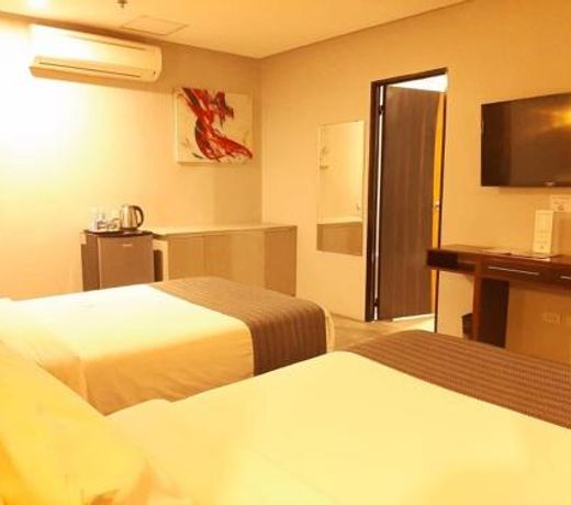 1A Express Hotel
