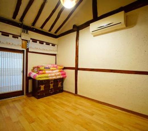 Hanok Village Gguldanji