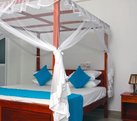 Savenrose Beach Villa
