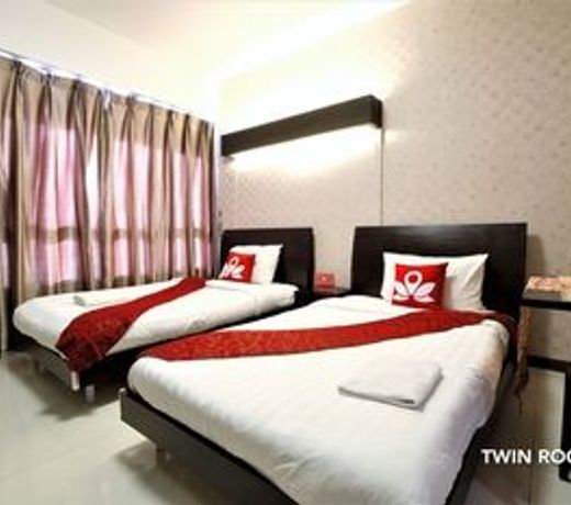 ZEN Rooms Sunshine City Suites