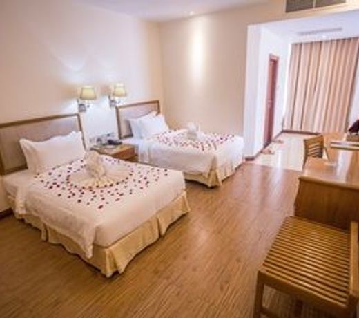 Golden Hotel