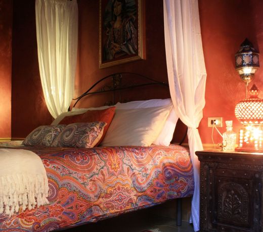 Mirabilia Arab House