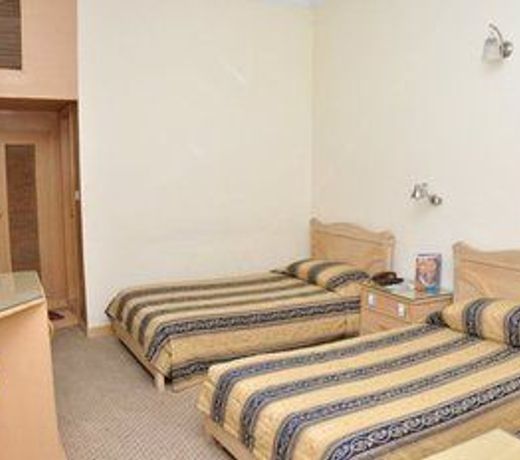 Dreamland Hotel