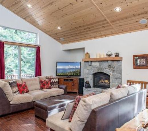 North Lake House 5295 Home