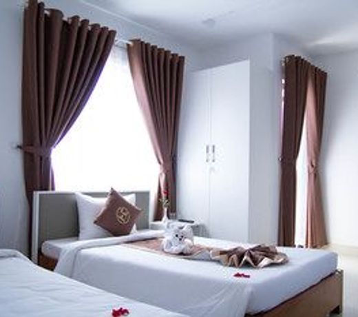 Poetic Hue Hotel & Spa