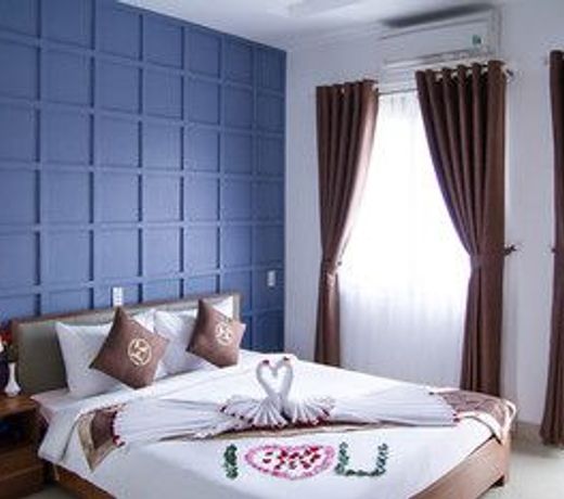 Poetic Hue Hotel & Spa