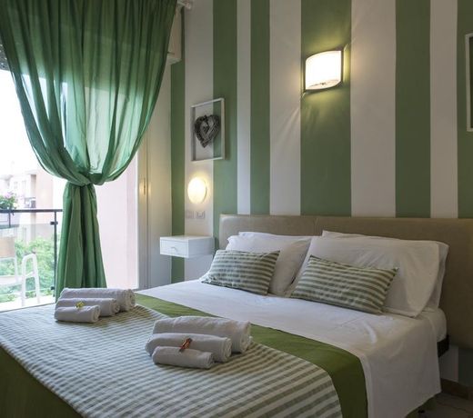 Amadei Hotel Promenade