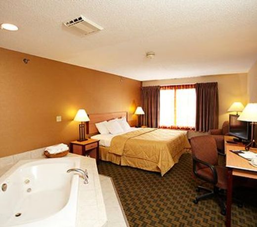 Quality Inn Fairmont
