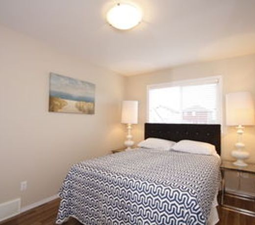Hampton 3bd 2br near Airport