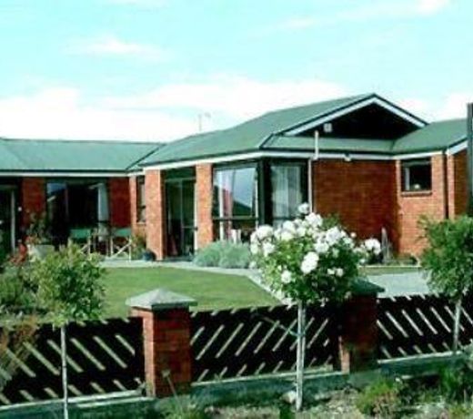 Moptop Place Bed And Breakfast