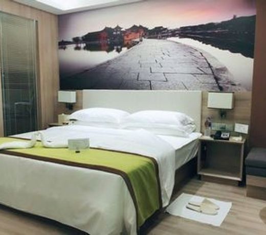 Atour Hotel