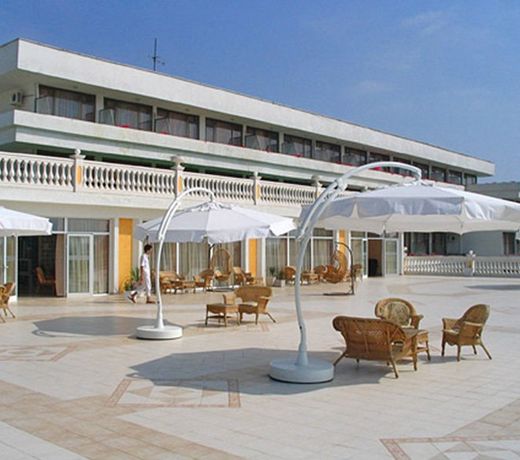 Dahlia Garden Hotel