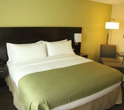 Holiday Inn Greensboro Coliseum, an IHG Hotel