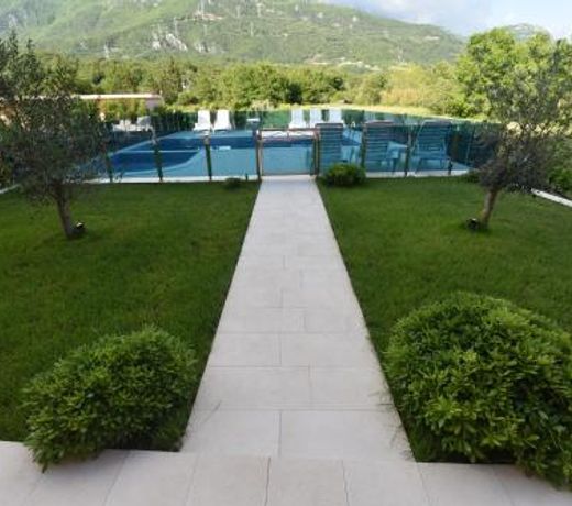 Pejovic Residence Budva