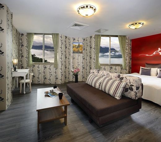 Sun Moon Lake Loft Inn