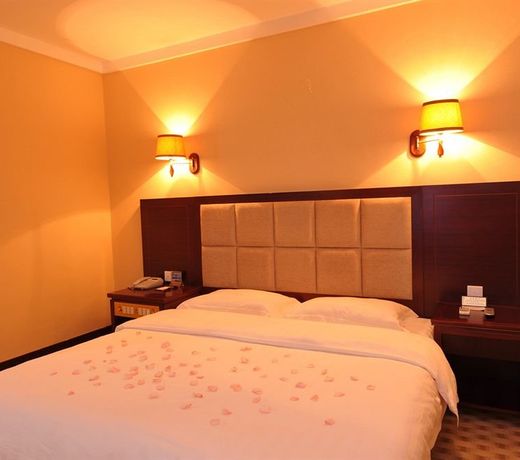 Zelin Hotel