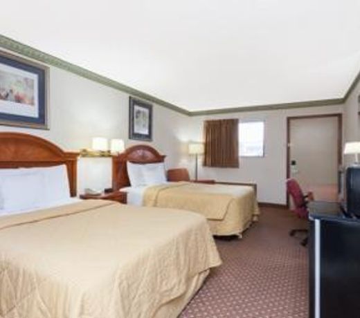 Days Inn by Wyndham Maumee/Toledo