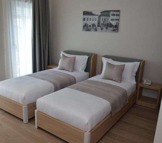 Alis Hotel