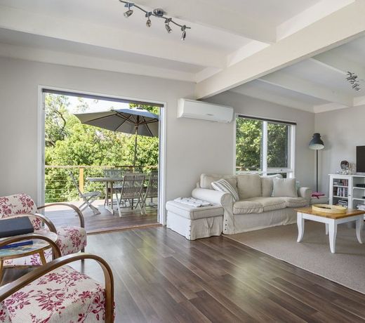 Blairgowrie Bella - light filled home with great deck