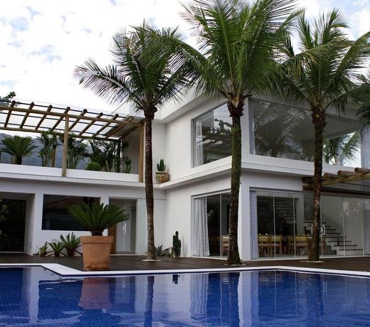 Hotel Maui Maresias