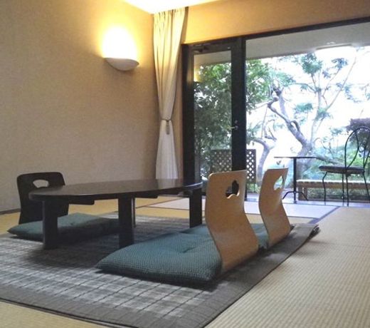 Enoura Terrace