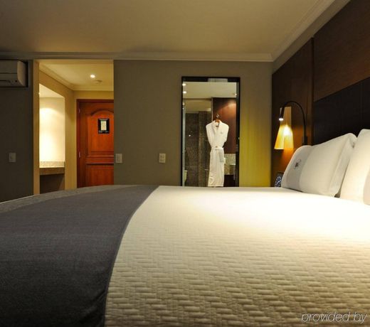 Four Seasons Hotel Bogota