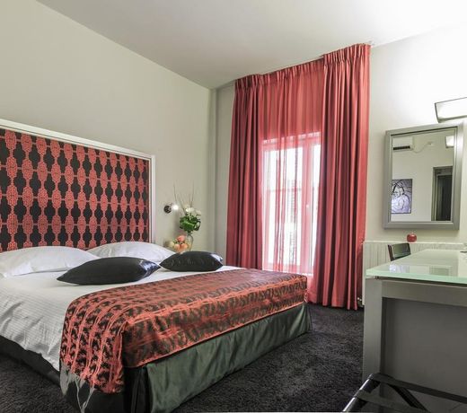 Central Hotel, Trademark Collection by Wyndham