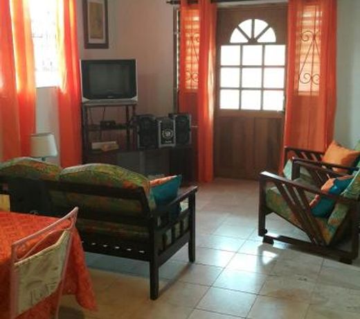 Obiajuiu Holiday Apartment
