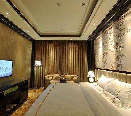 Jin-Tai Holiday Hotel