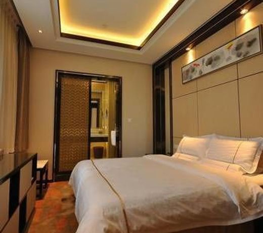 Jin-Tai Holiday Hotel