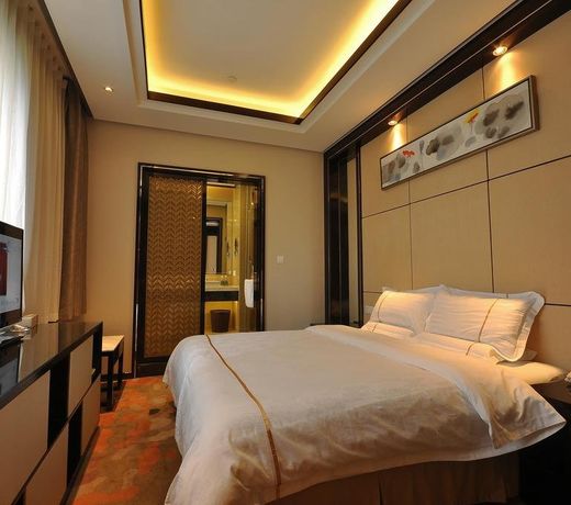 Jin-Tai Holiday Hotel
