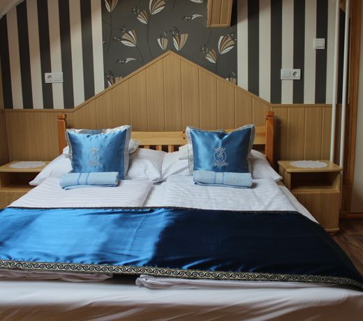 Illés Hotel