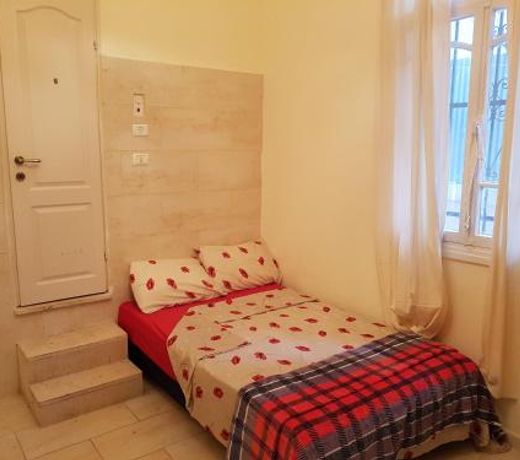 Tannous Aparthotel