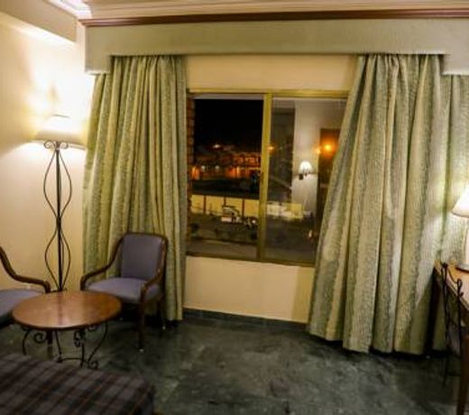 The Hotel Airport
