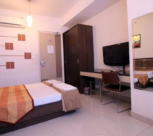 OYO 8456 Hotel Orient
