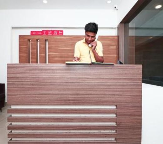 OYO 4477 City Square Hotel