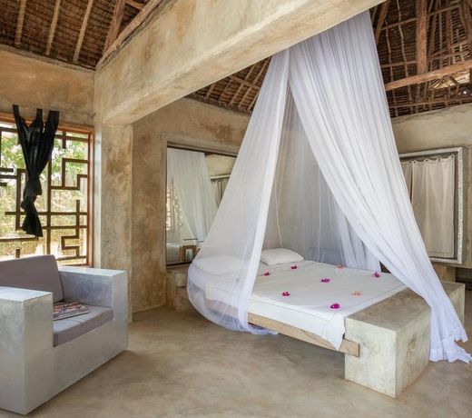 Rock and Sea Resort