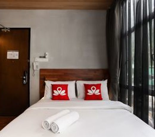 ZEN Rooms Chaos Hotel