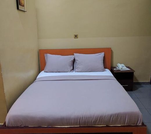 Msquare Whitehouse Hotel