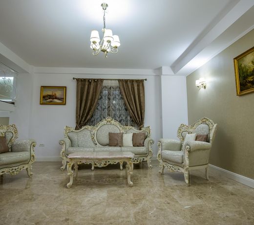 Pensiunea Holiday Villa