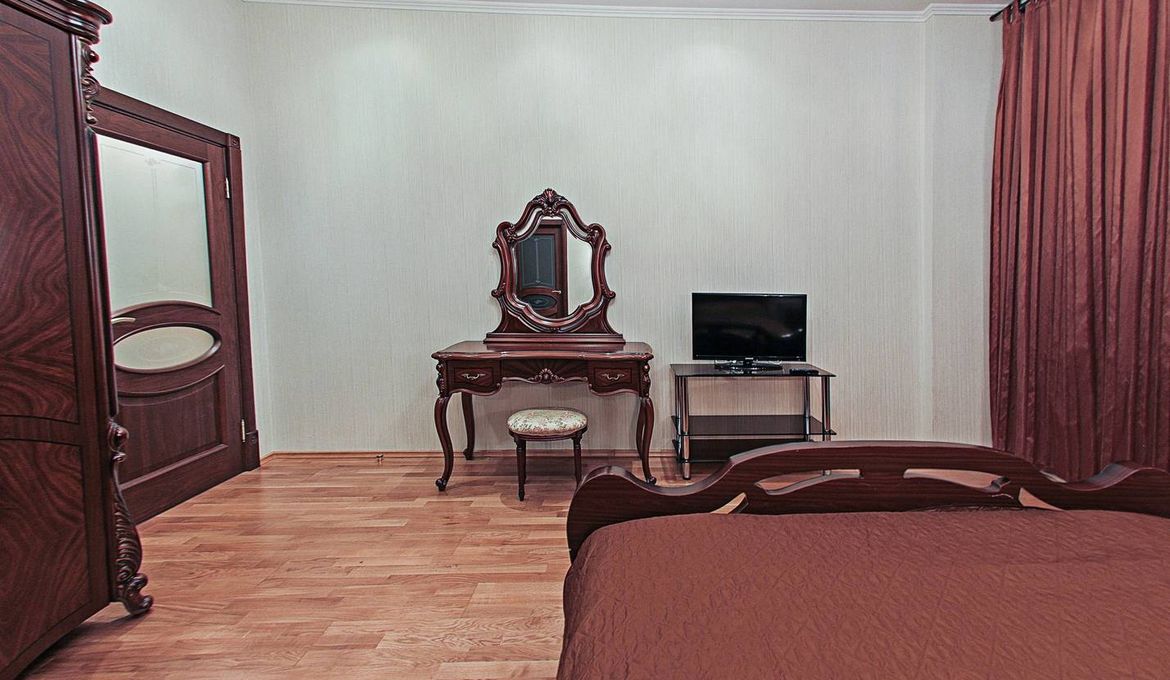 Arbat 4 Bedrooms Premium Apartments