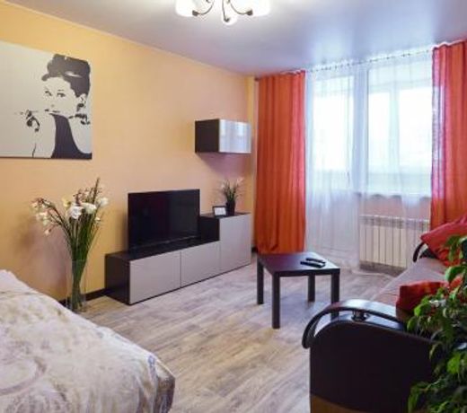 Apartment on Markovnikova 10A