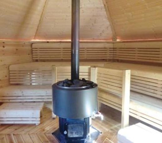 Awesome home in Huskvarna with 3 Bedrooms, Jacuzzi and Sauna