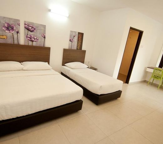 Hotel Cheqinn