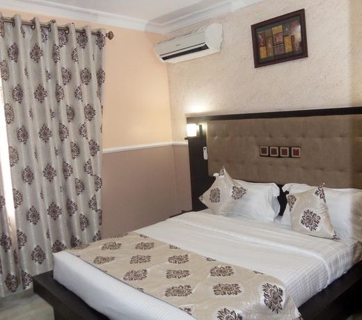 Atlantic Palms Suites